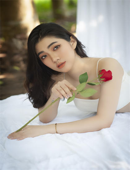 诱人的奶头电影免费观看_日本所有小电影播放前的曲子_欲奴在线观看乐享网